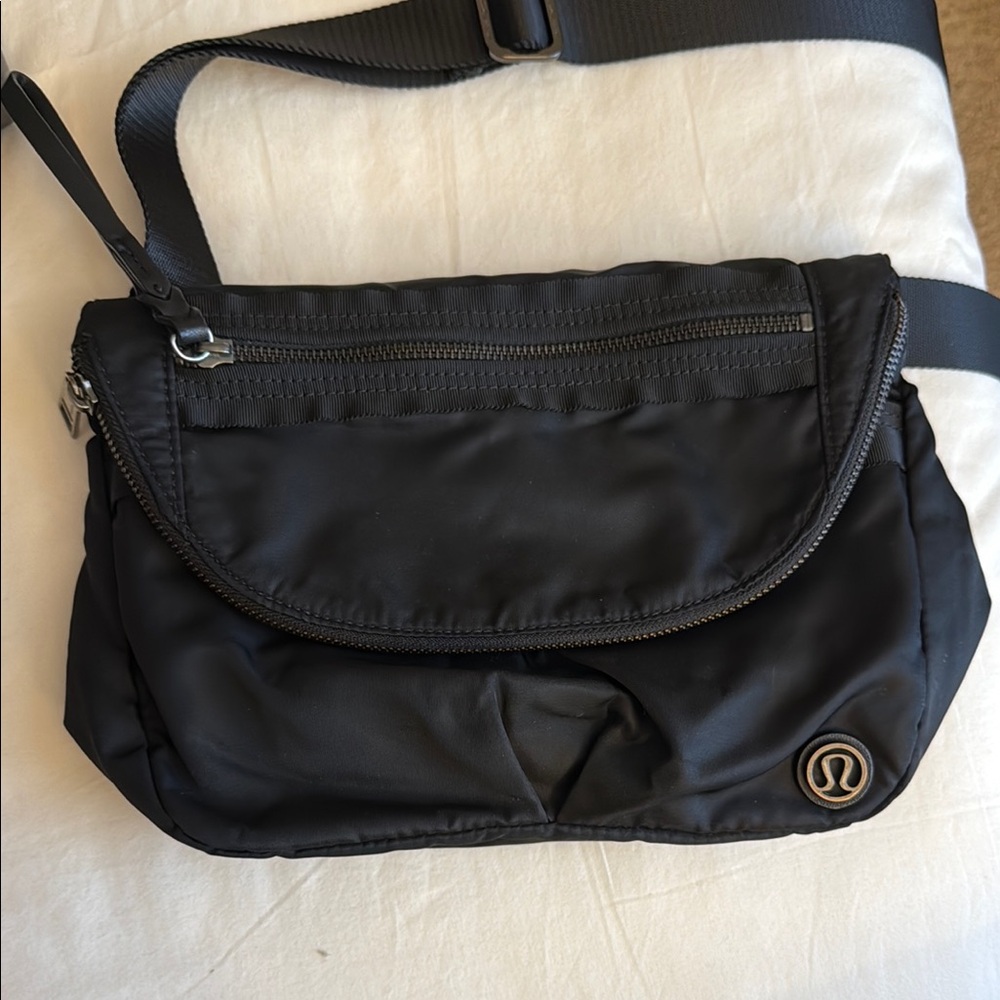 Lululemon Black Crossbody Bag